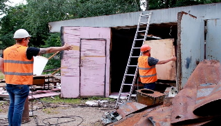 Демонтаж гаражей в Лесосибирске, цена от 1767 руб. – услуги под ключ от 2Землекопа-Лсс